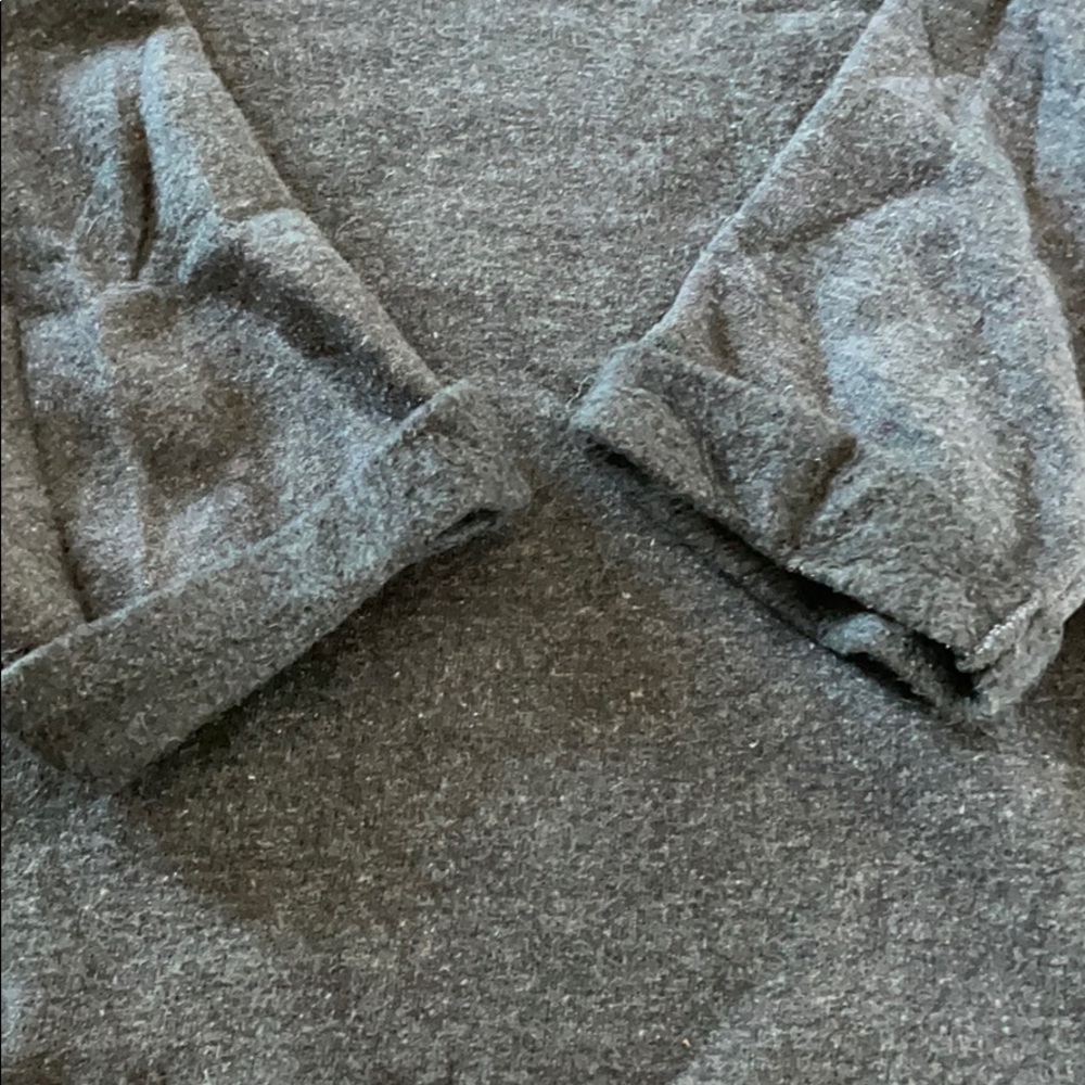Sweatshirt - Picture 2 of 4